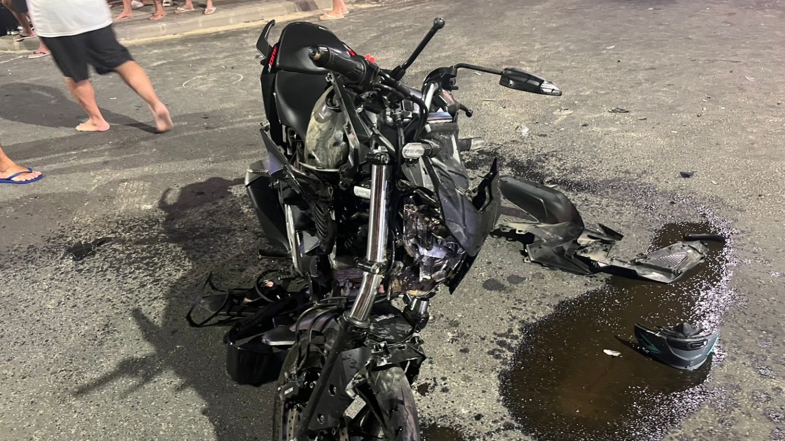 Motociclista fica ferido após colisão com carro em Balneário Rincão